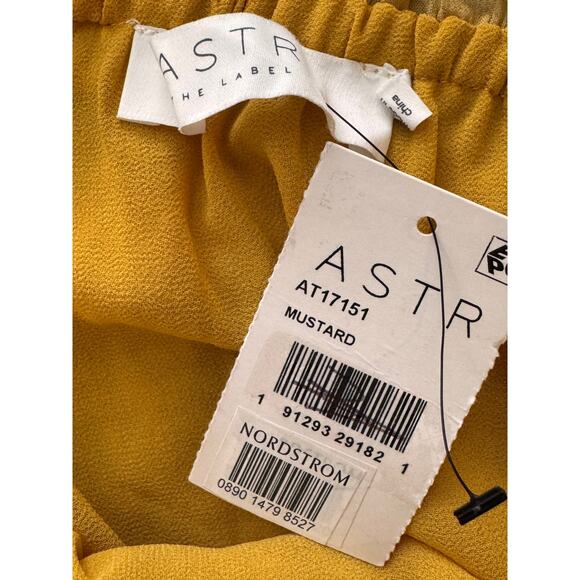 New ASTR The LABEL REVOLVE Mustard Jacquard One-Shoulder Bubble Hem Blouse Sz S - Picture 6 of 10